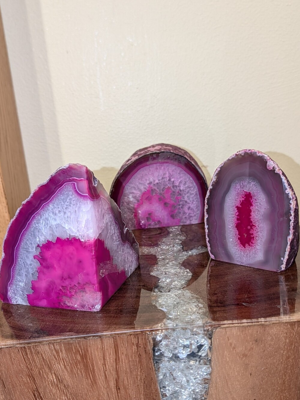 Agate Geode Sections Set of 3 Bright Pink - Picture 3 of 16